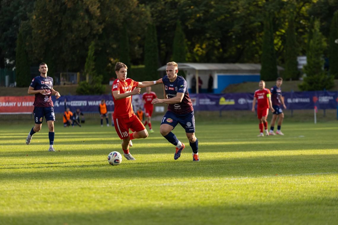 Październik Warta kończy z porażką Październik Warta kończy z porażką