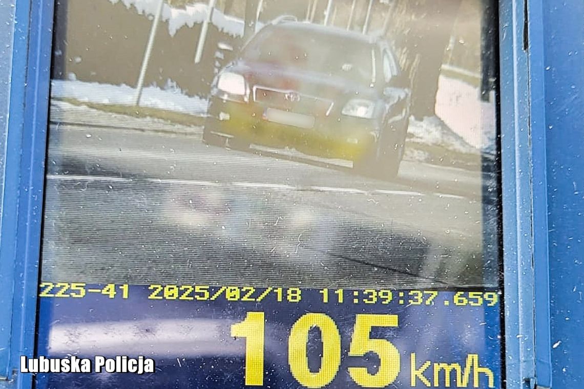 Pędził 105 km/h w terenie zabudowanym – stracił prawo jazdy i dostał wysoki mandat