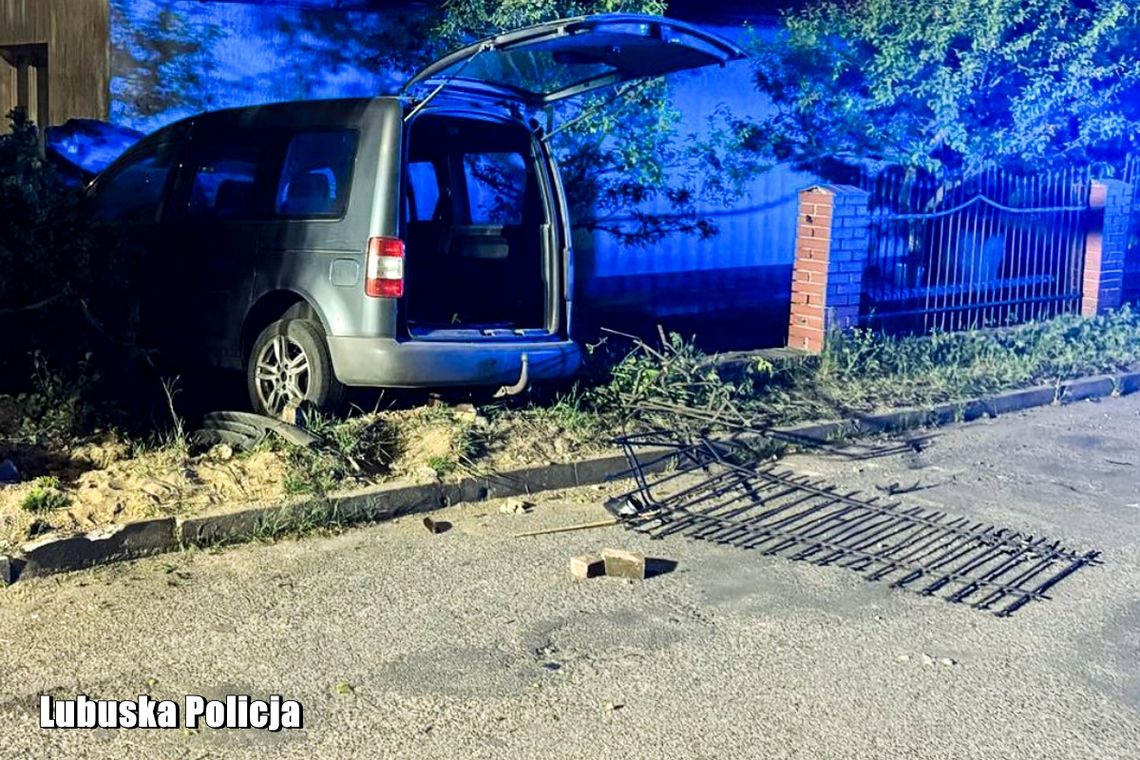 Pijany 64-latek wjechał w budynek. Grozi mu 3 lata więzienia