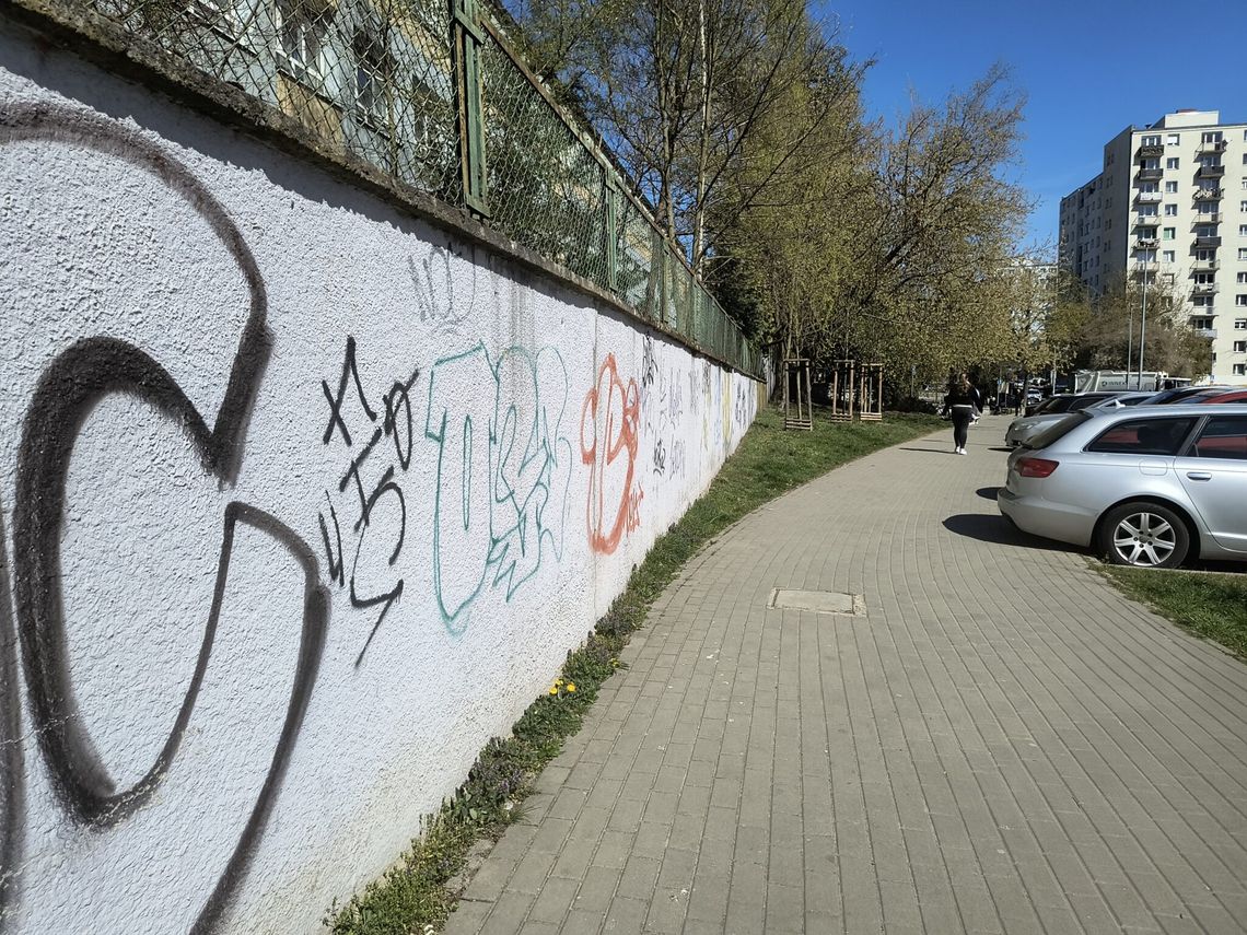 Po miesiącach oczekiwania rusza inwestycja przy szkole podstawowej