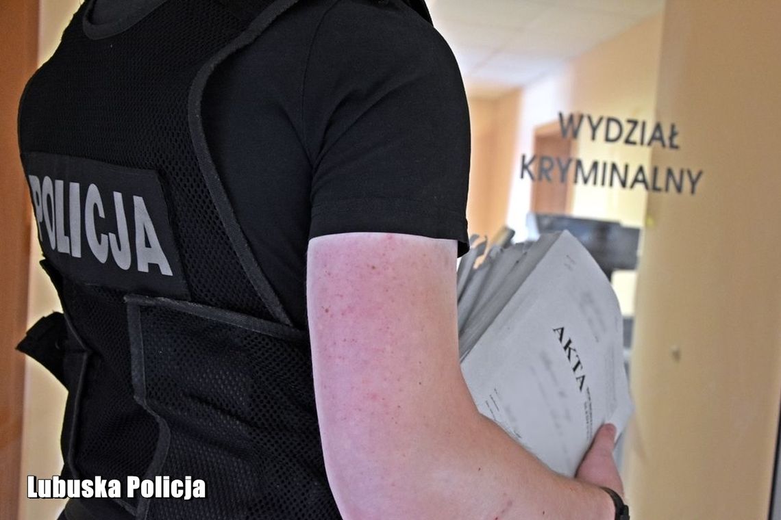 Podejrzani w rękach policji. To może być początek większej sprawy Podejrzani w rękach policji. To może być początek większej sprawy