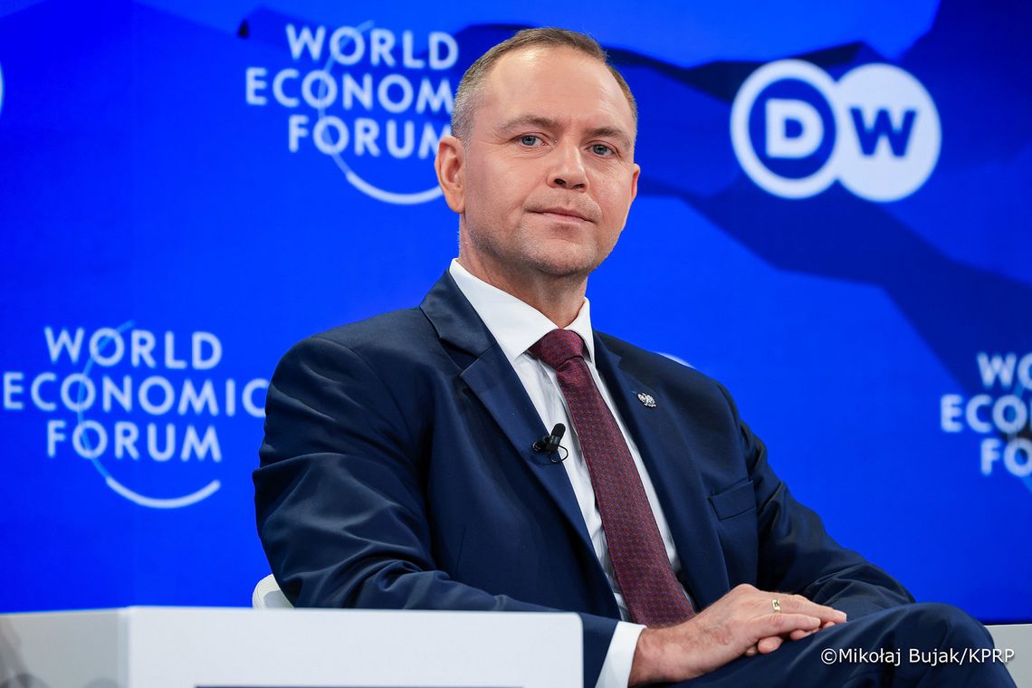 Polacy ocenili pół roku prezydentury Nawrockiego