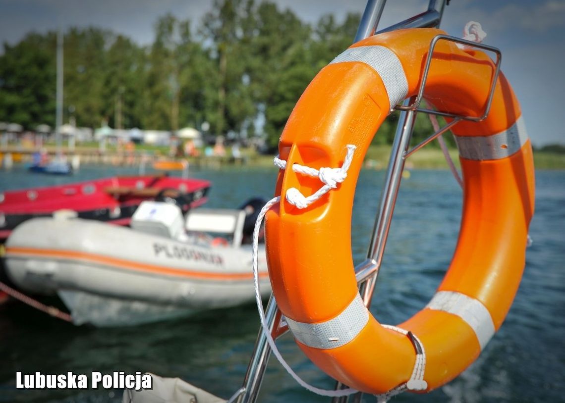 Policja apeluje do mieszkańców. Nad wodą jeden błąd może kosztować życie Policja apeluje do mieszkańców. Nad wodą jeden błąd może kosztować życie