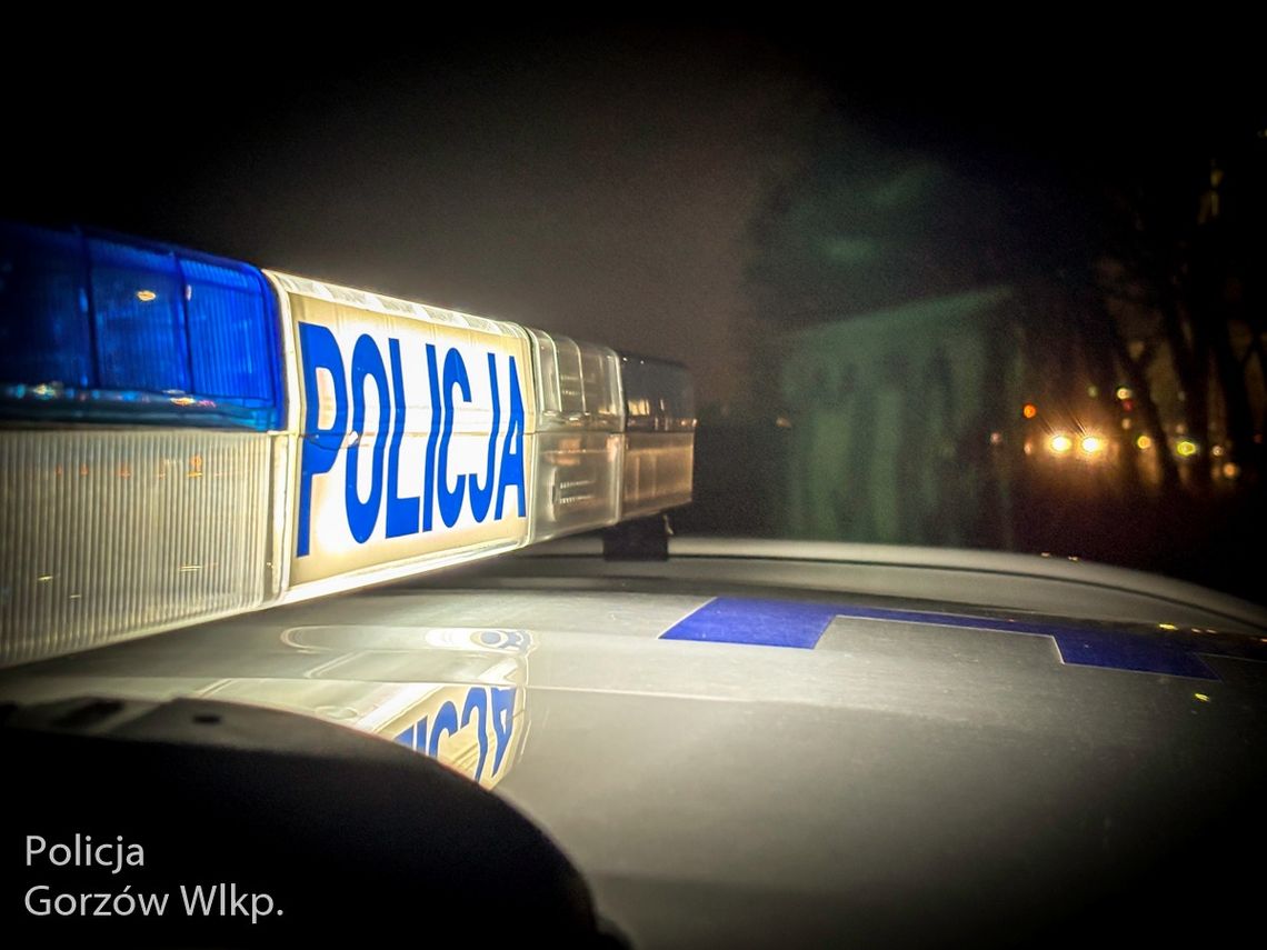 Policja szuka kierującej białą Toyotą. Chodzi o zdarzenie w Karninie