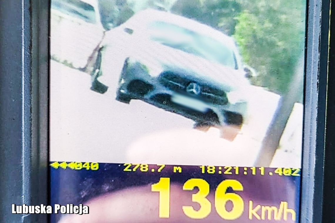 Policja: „To mogło skończyć się tragedią” – kierowca pędził prawie 100 km/h za szybko