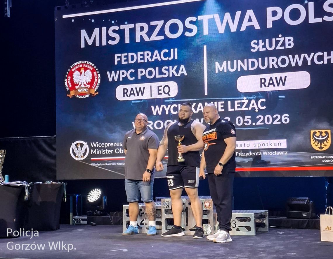 Policjant z Gorzowa wrócił po kontuzji. Z zawodów przywiózł aż osiem medali Policjant z Gorzowa wrócił po kontuzji. Z zawodów przywiózł aż osiem medali