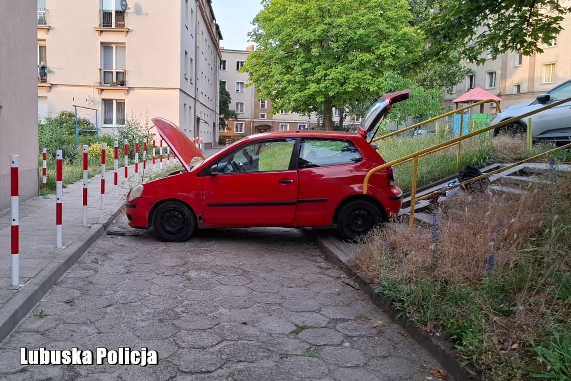 Policyjny pościg zakończył się kolizją z radiowozem. 33-latek trafił do aresztu Policyjny pościg zakończył się kolizją z radiowozem. 33-latek trafił do aresztu