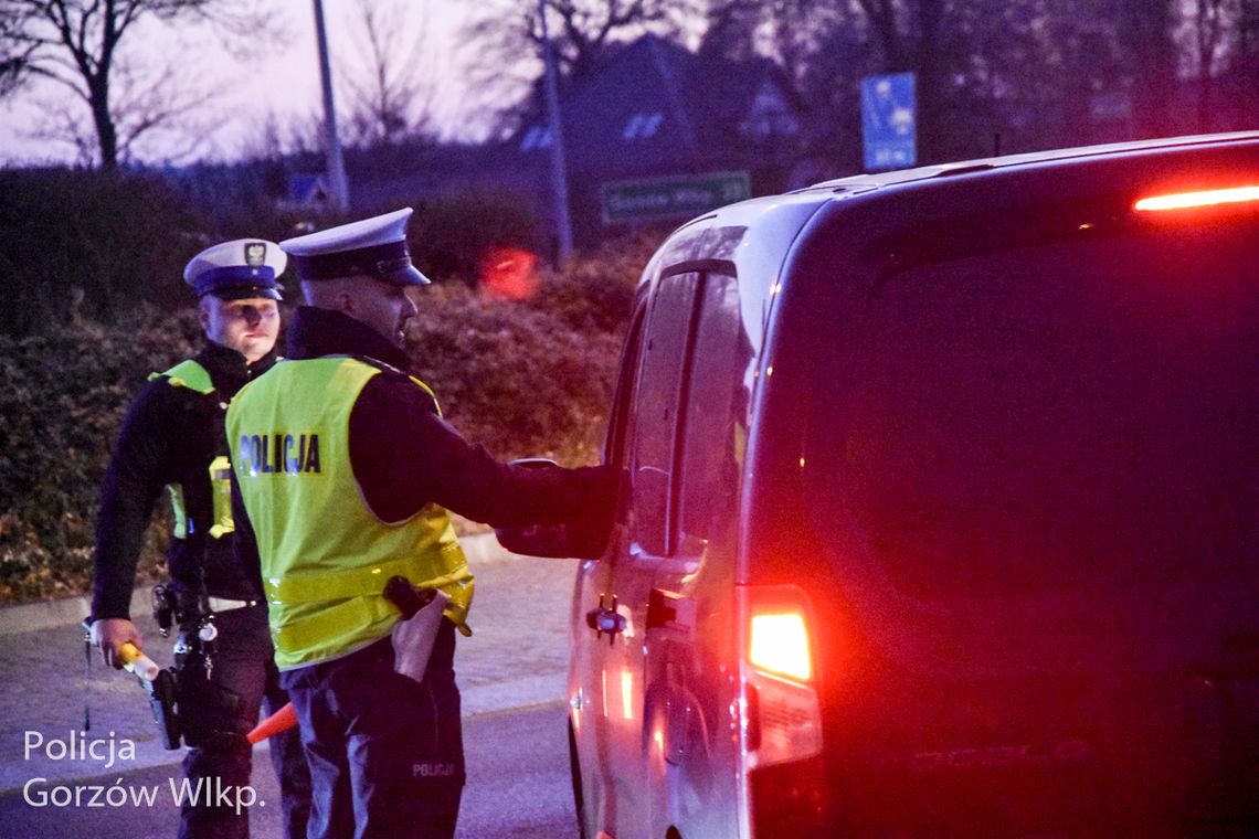 Poranna akcja policji i szybkie zatrzymania. Dwóch kierowców straciło prawo jazdy