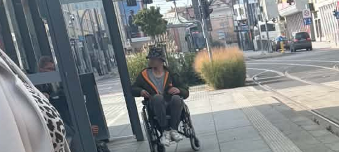 Problem w centrum Gorzowa miał zniknąć? Niedzielny obraz przy katedrze mówi co innego Problem w centrum Gorzowa miał zniknąć? Niedzielny obraz przy katedrze mówi co innego