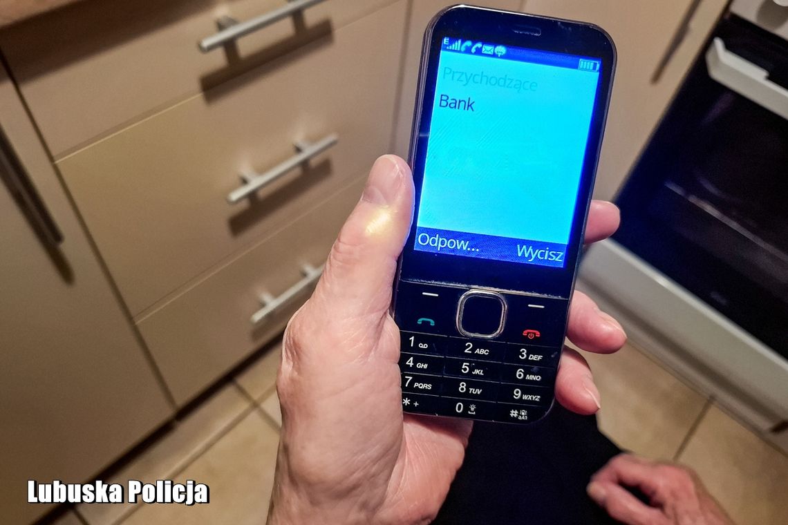 SMS od rzekomego syna lub córki? To może być próba oszustwa!