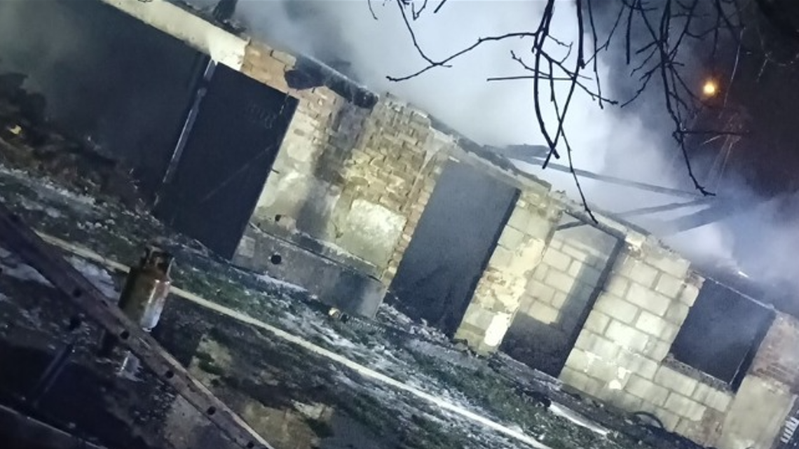 Spłonął cały dobytek rodziny. Zostali z niczym tuż przed świętami