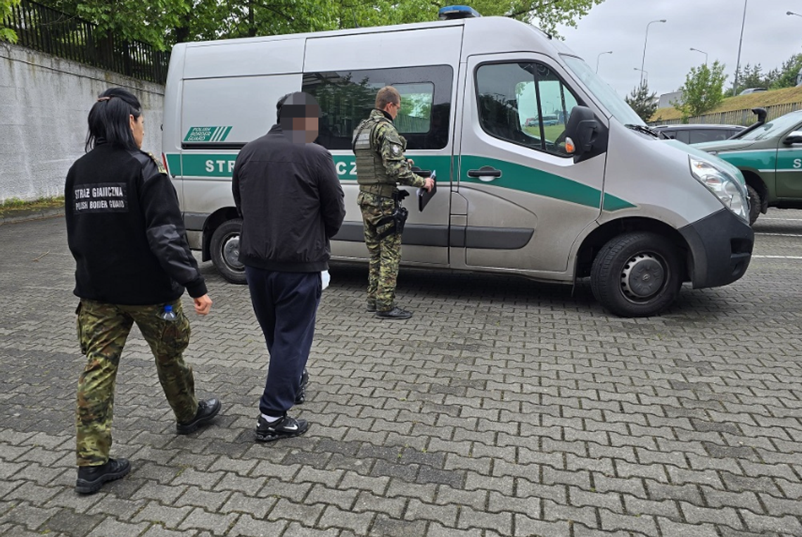 Straż Graniczna rozbija grupy przemytników ludzi. Są pierwsze zatrzymania