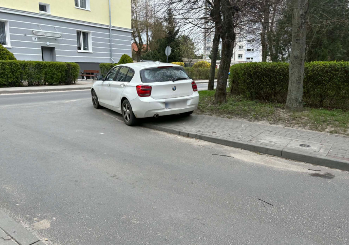 Sytuacja na jednej z ulic w Gorzowie wywołała oburzenie mieszkańców Sytuacja na jednej z ulic w Gorzowie wywołała oburzenie mieszkańców