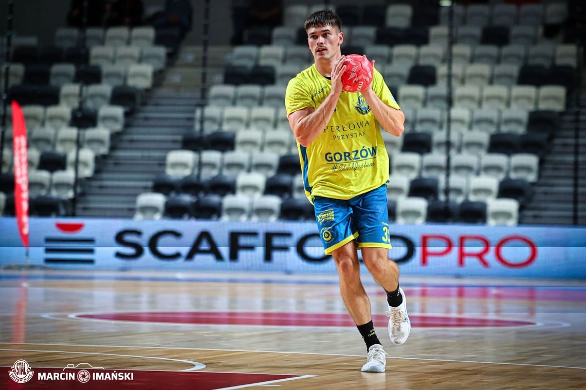 Szczypiorniści Stali wracają na Szarych Szeregów Szczypiorniści Stali wracają na Szarych Szeregów