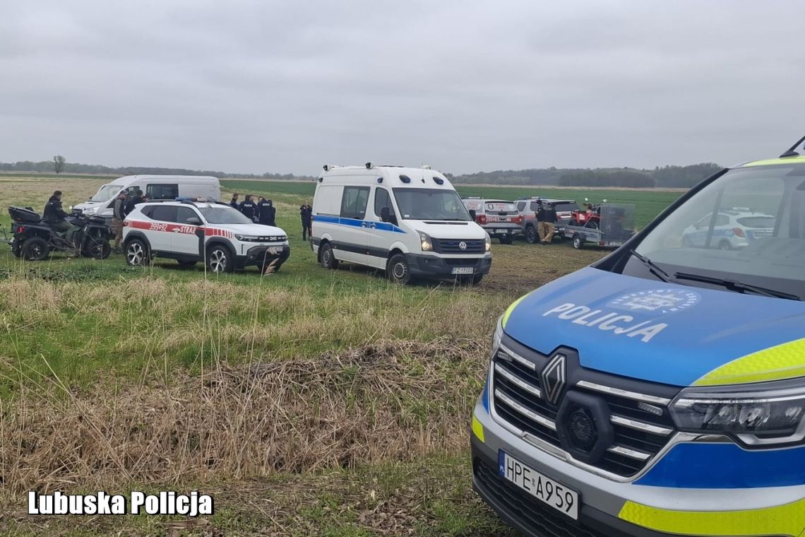 Trwają poszukiwania młodego mężczyzny. Służby sprawdzają każdy sygnał