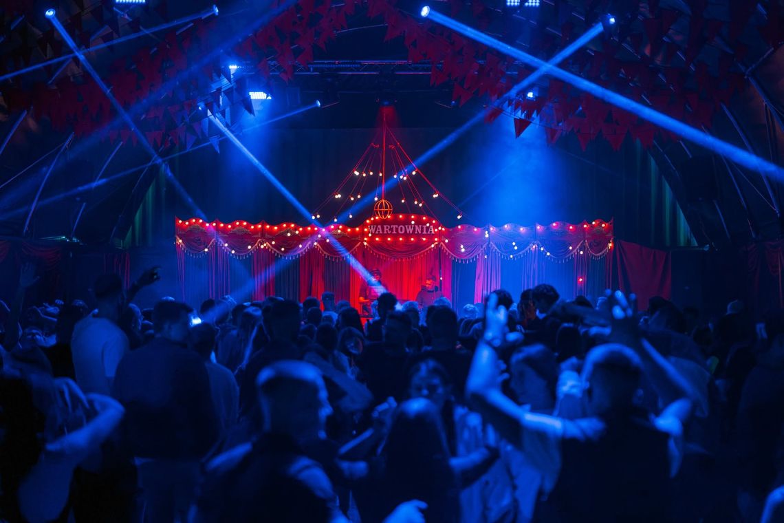 Trzy weekendy, masa koncertów i DJ-ów. Wartownia szykuje pożegnanie lata Trzy weekendy, masa koncertów i DJ-ów. Wartownia szykuje pożegnanie lata