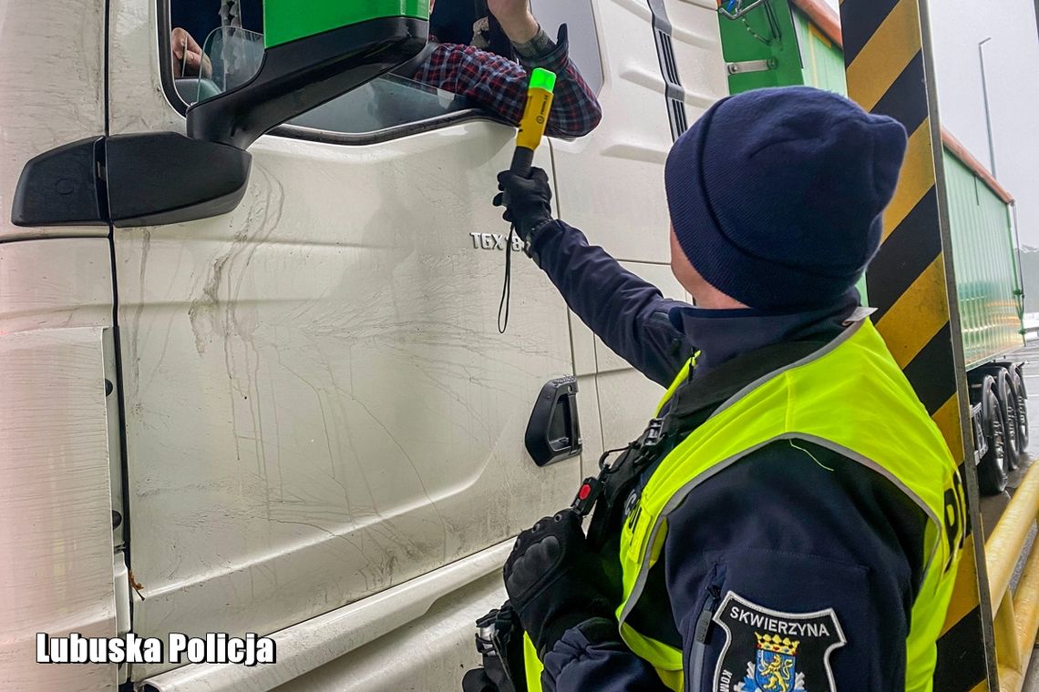 Tysiące kierowców skontrolowanych jednego dnia. Wyniki niepokoją Tysiące kierowców skontrolowanych jednego dnia. Wyniki niepokoją