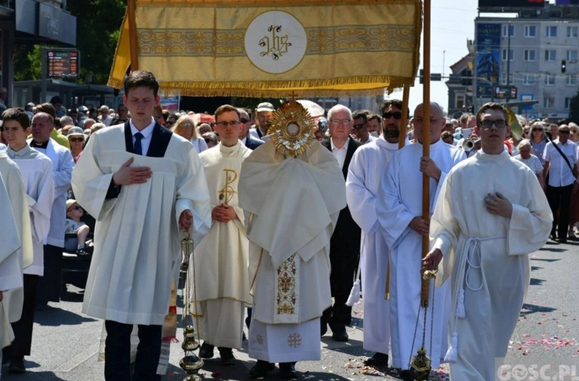 Utrudnienia w centrum Gorzowa. W czwartek przejdzie procesja Bożego Ciała