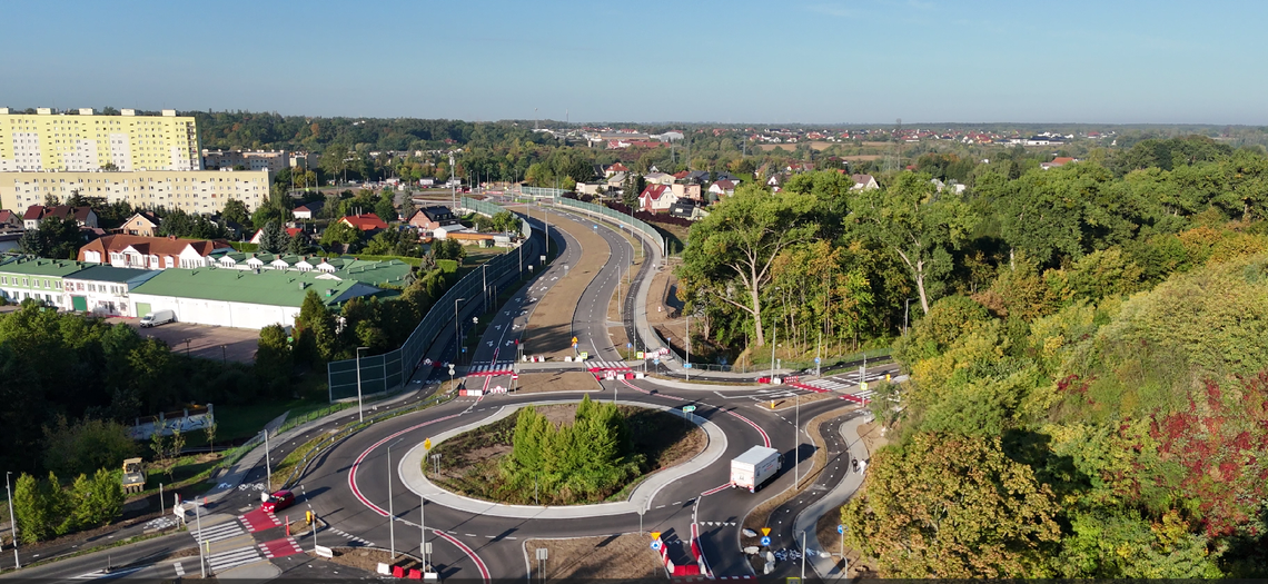 W Gorzowie zostały już tylko ostatnie poprawki. Kierowcy czekali na ten moment W Gorzowie zostały już tylko ostatnie poprawki. Kierowcy czekali na ten moment