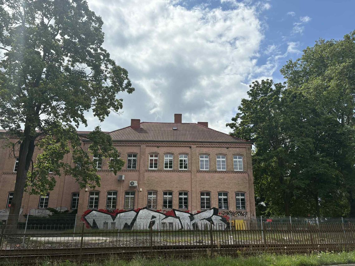 Wandalizm w przestrzeni publicznej. Miasto ujawnia koszty i działania