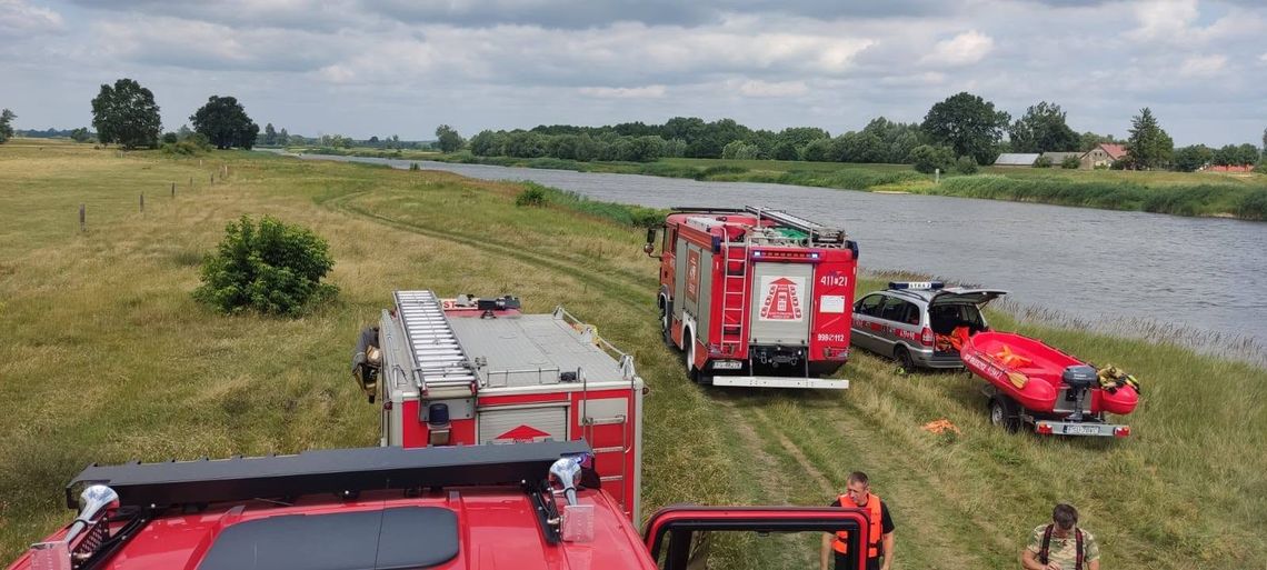 Wędkarski sprzęt leżał nad brzegiem, właściciela nie było. Ruszyła pilna akcja Wędkarski sprzęt leżał nad brzegiem, właściciela nie było. Ruszyła pilna akcja