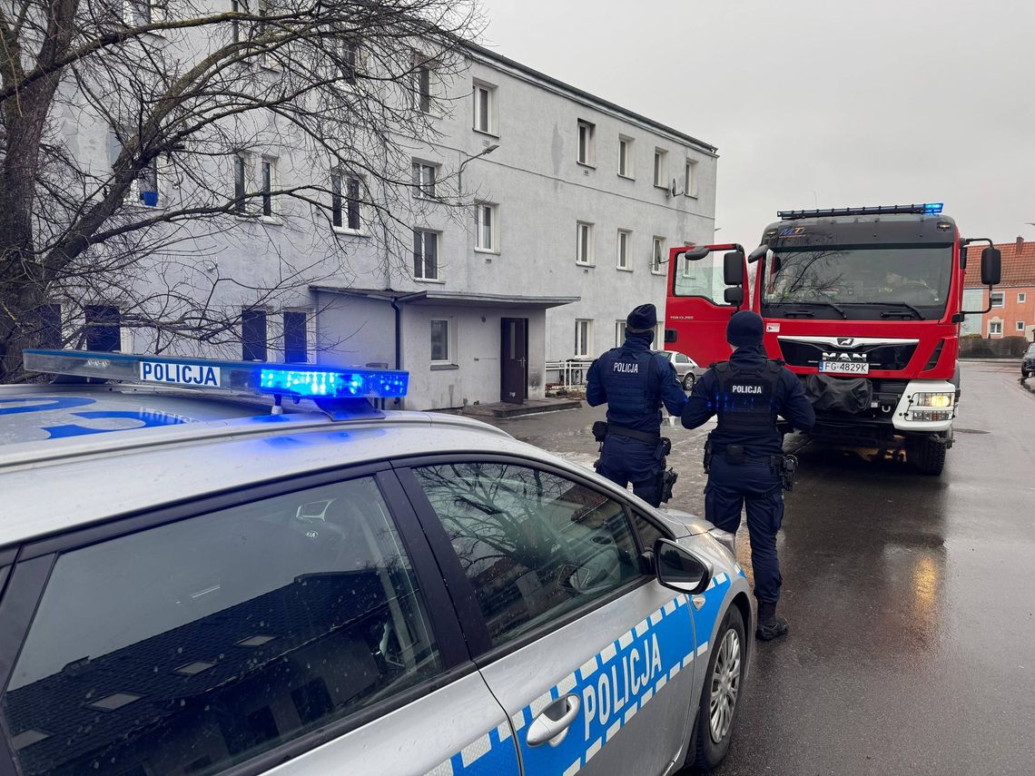 Wybuch butli z gazem w mieszkaniu. Jedna osoba trafiła do szpitala