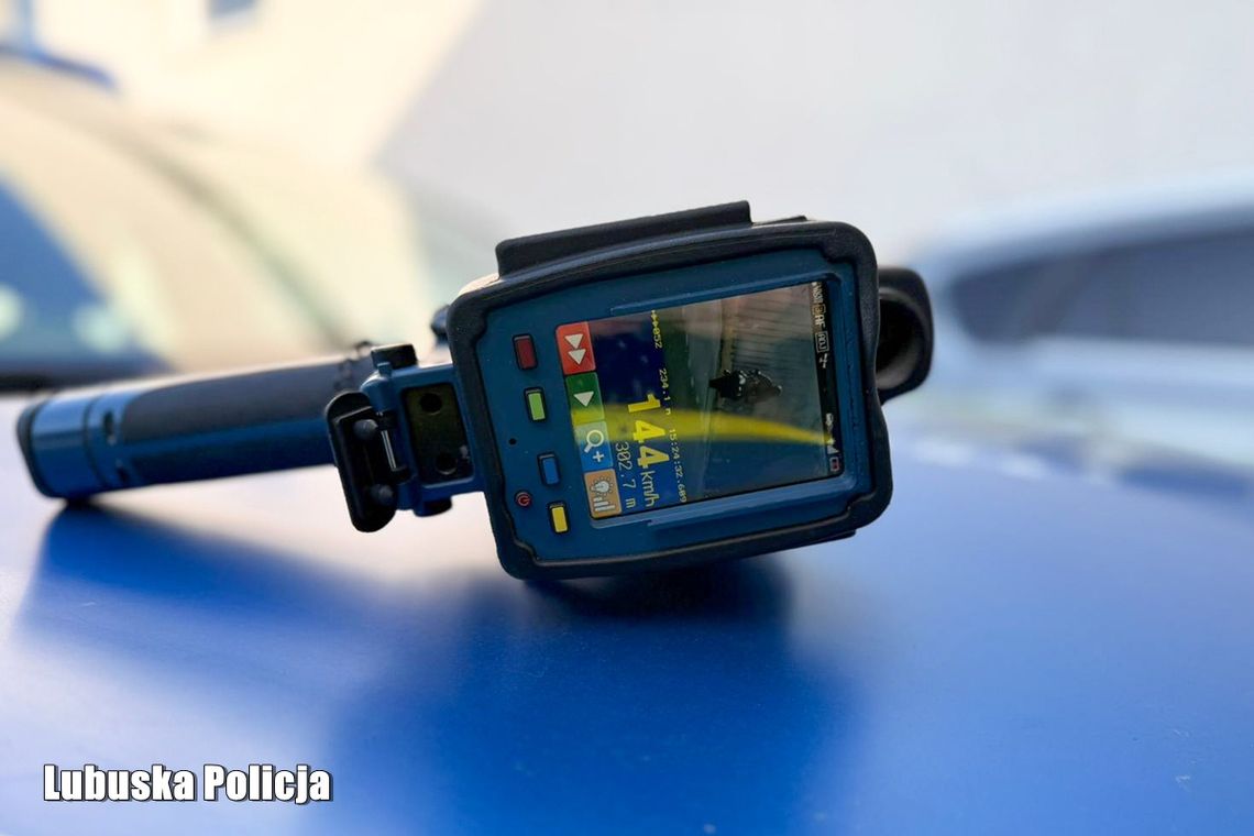 Za mocno odkręcił manetkę. Spotkanie z policją miało dla niego bolesny finał