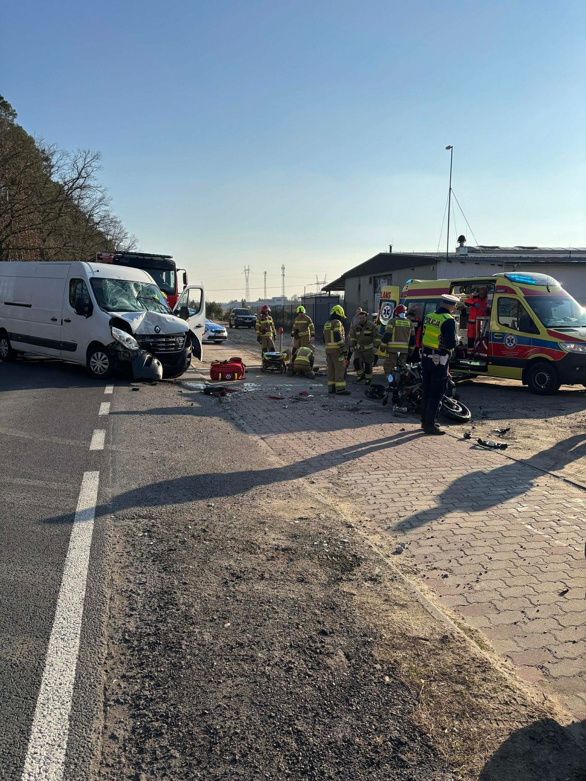 Zderzenie motocykla z autem dostawczym pod Gorzowem