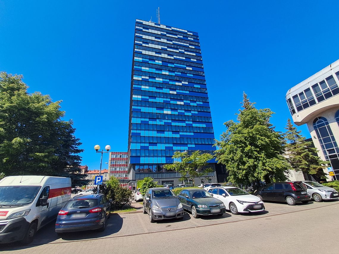 Zgromadzenie przed urzędem w Gorzowie. Będzie petycja do kuratora