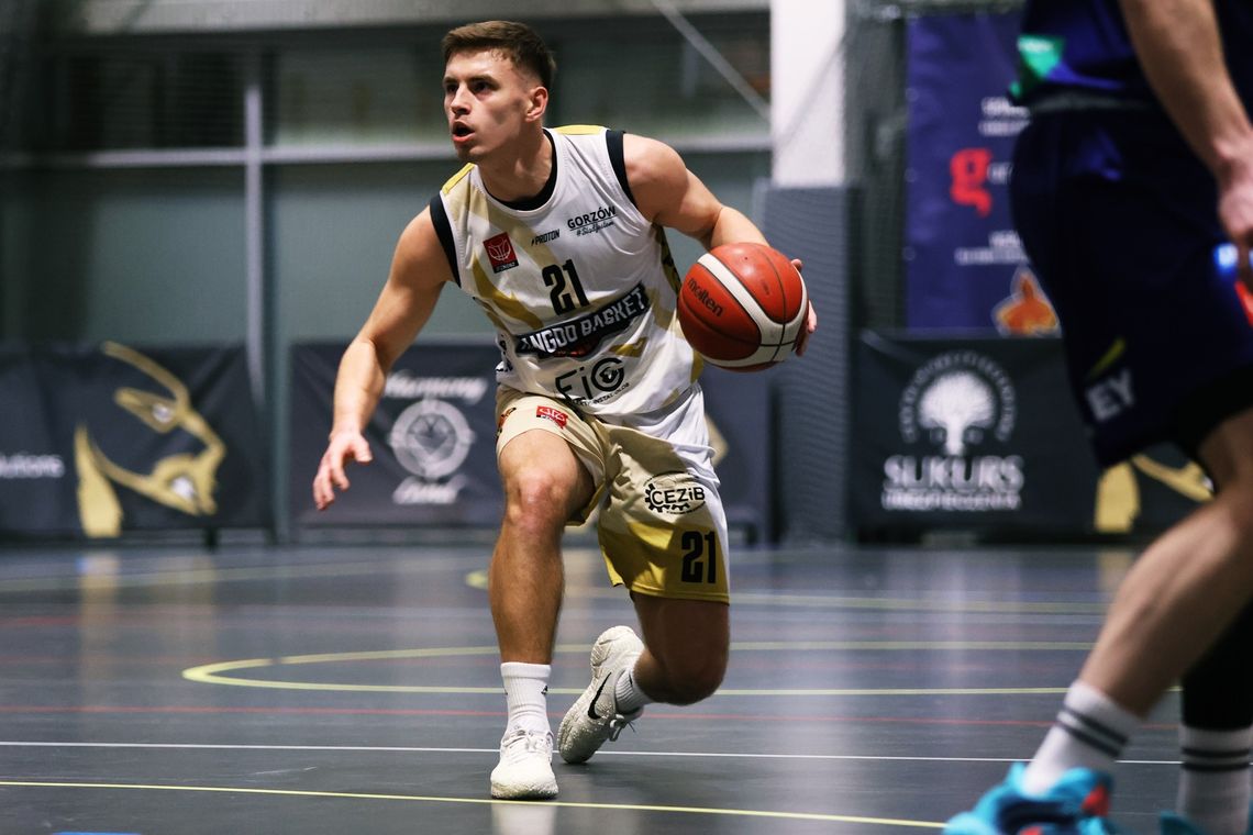 Znakomity mecz Kangoo Basket na koniec roku!