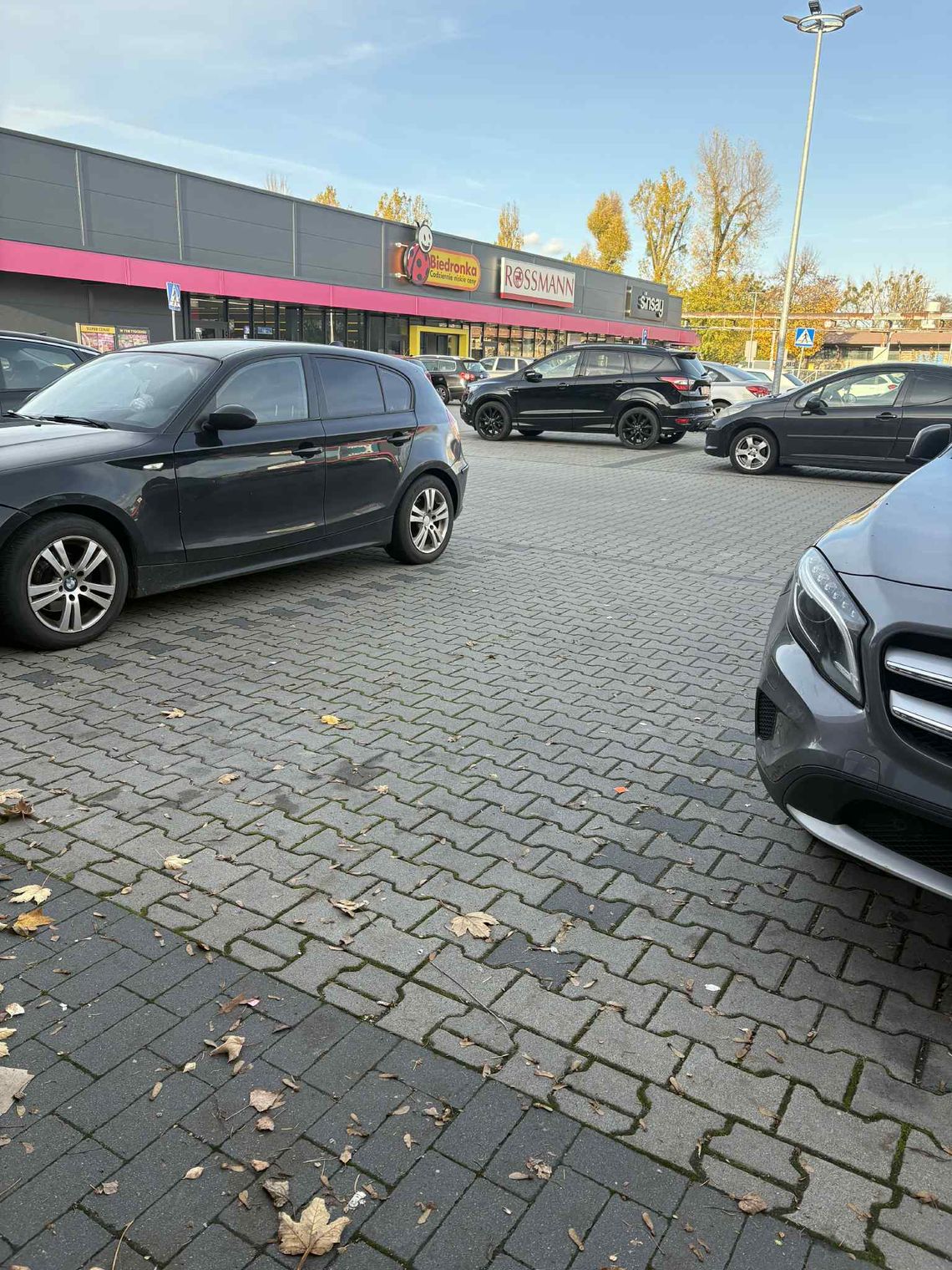 Znana sieć handlowa wycofuje produkty – ważny komunikat dla klientów