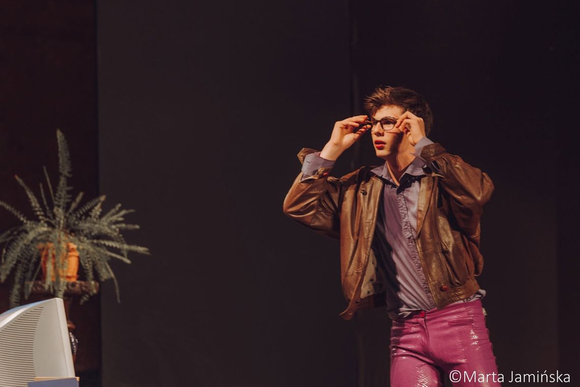Dwie blizny - Teatr Mostów Dwie blizny - Teatr Mostów