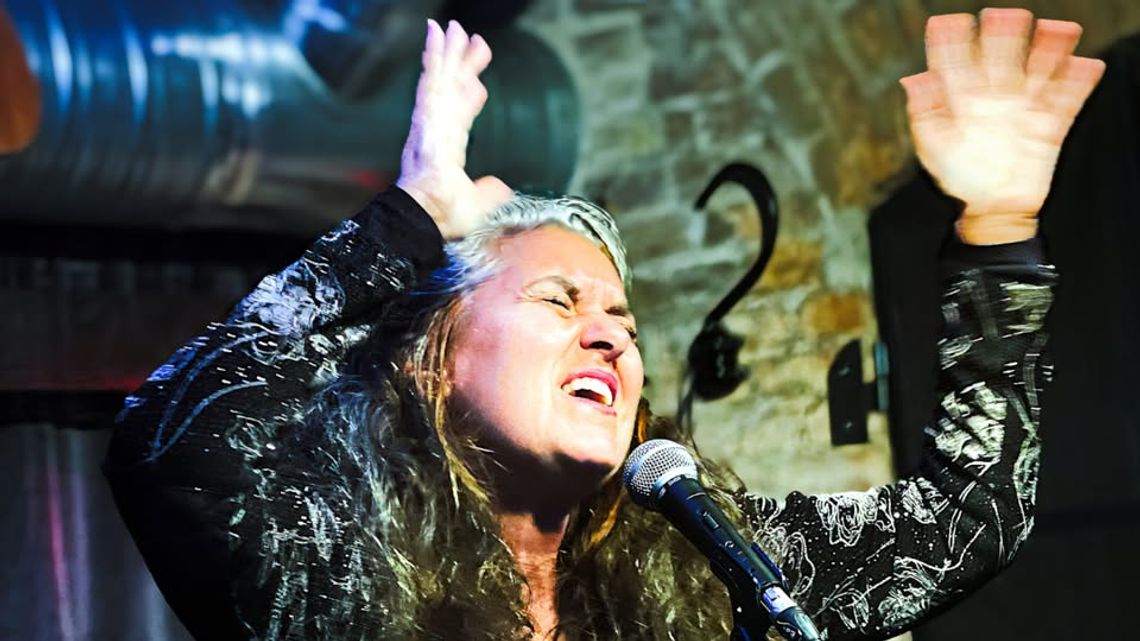 Genoveva Faiska - fado, blues & more Genoveva Faiska - fado, blues & more