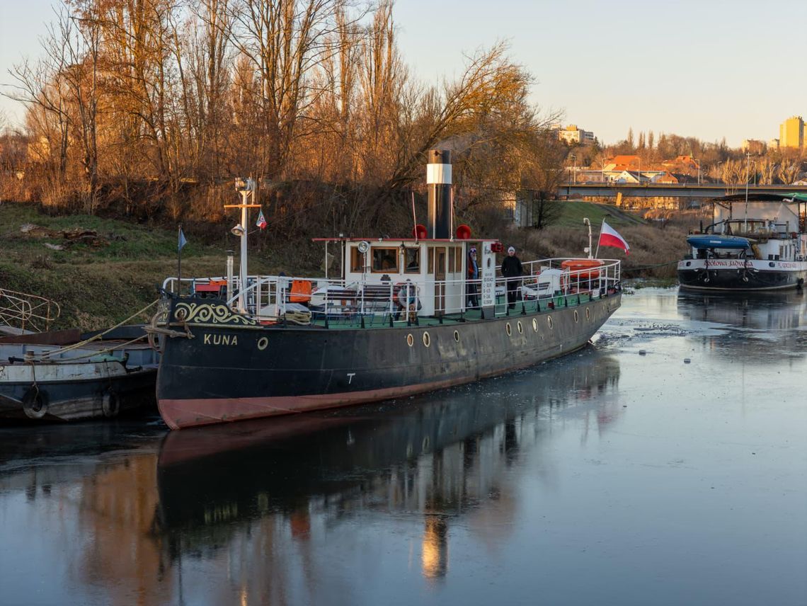 Zwiedzanie lodołamacza Kuna